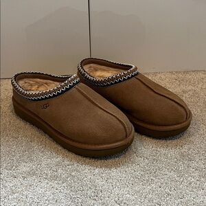 UGG Tasman Slip-Ons